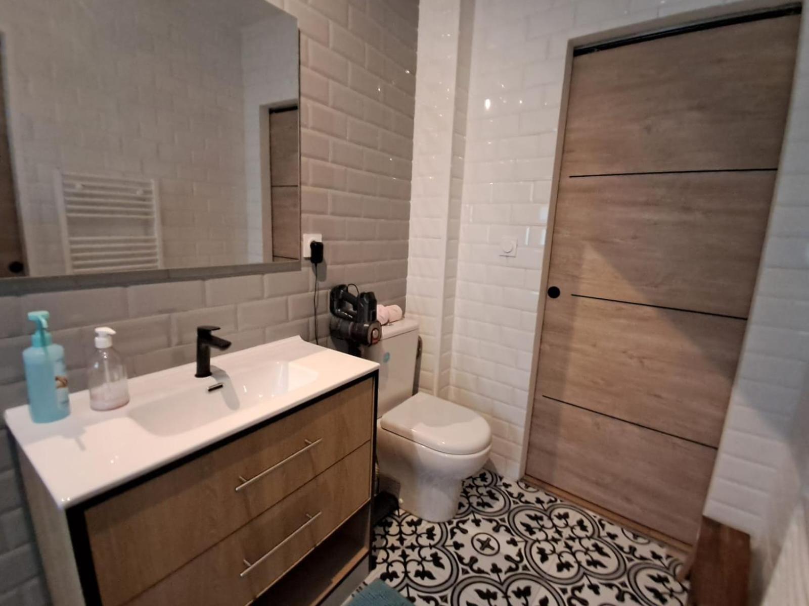Avignon Pedestrian Area, Charming, 4 Persons Apartment Ngoại thất bức ảnh